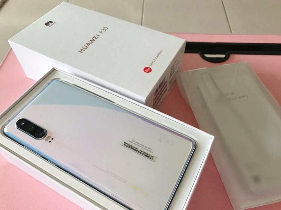 Huawei P30 8/128GB (warranty till 22/4/2022) + FREE GIFT, Mobile Phones