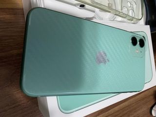 （分類：）位於 。 由 loielo 提交（商品編號 1045640715，圖片 1）。簡介： 。