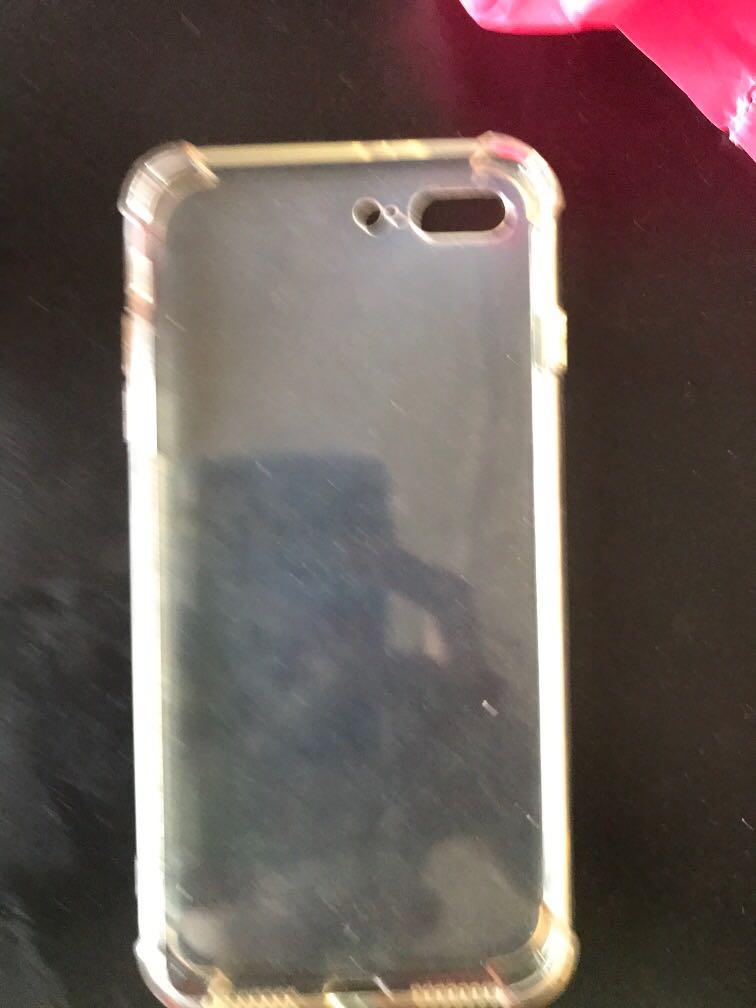 iPhone 7 Plus casing (Category: Cases & Sleeves) located in Singapore. Submitted by pgoneee (Listing ID 1045600259, Image 1). Description: .