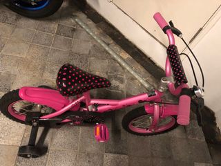 (Category: ) located in . Submitted by madamfelle (Listing ID 1045574144, Image 1). Description: .
