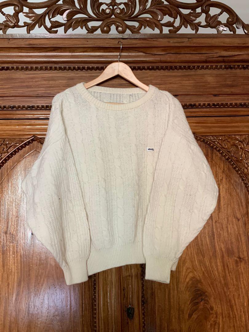 Levi's White Knitted Sweater, Women's Fashion, Coats, Jackets and Outerwear  on Carousell