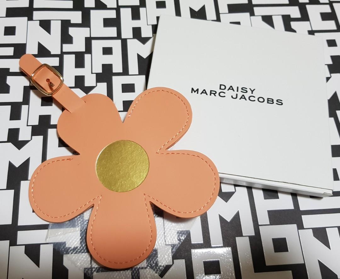 Marc jacobs luggage tag outlet