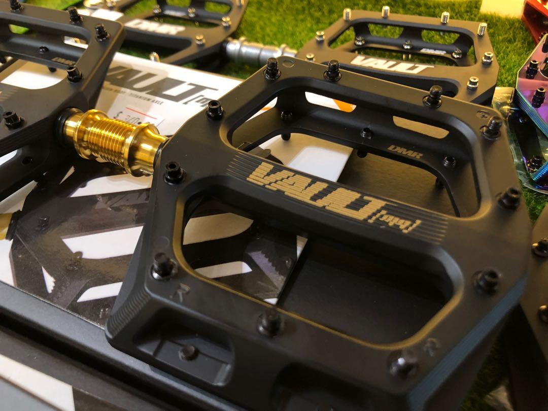 New DMR VAULT MAG SUPERLIGHT TI