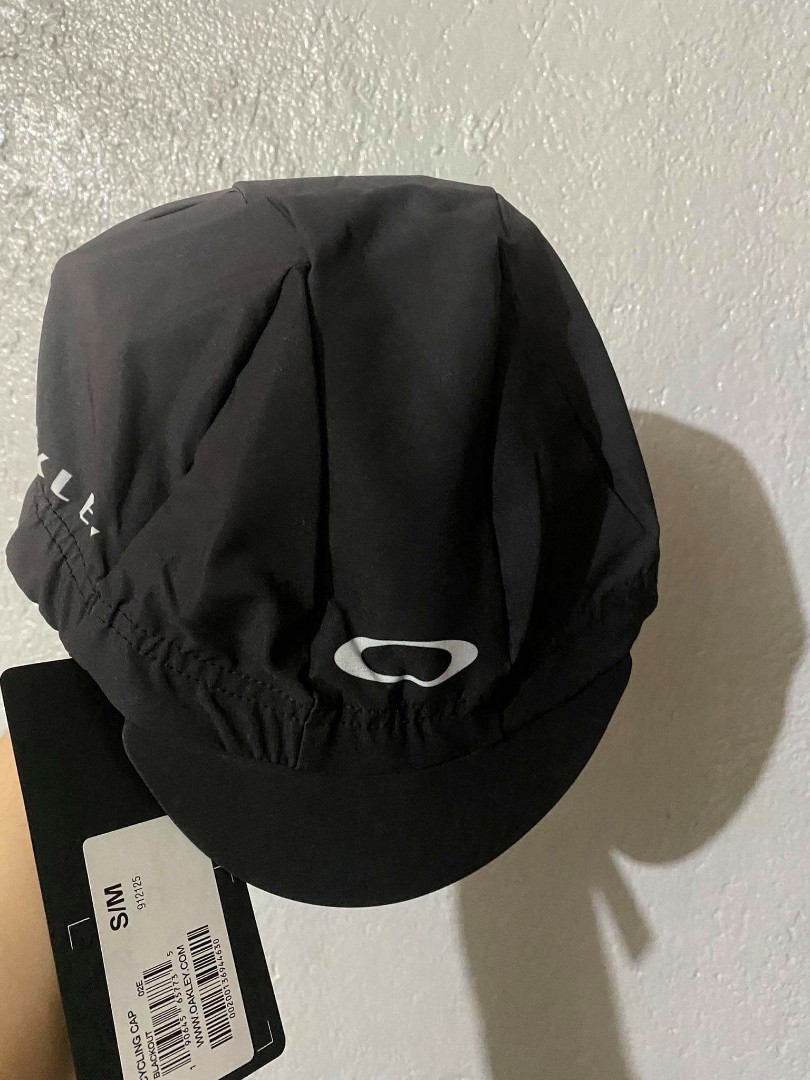 oakley cycling hat