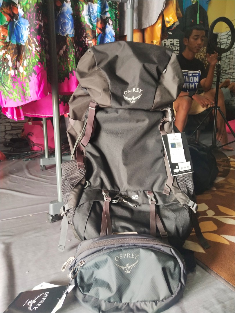 osprey backpack 65l, Babies & Kids, Going Out, Diaper Bags & Wetbags on