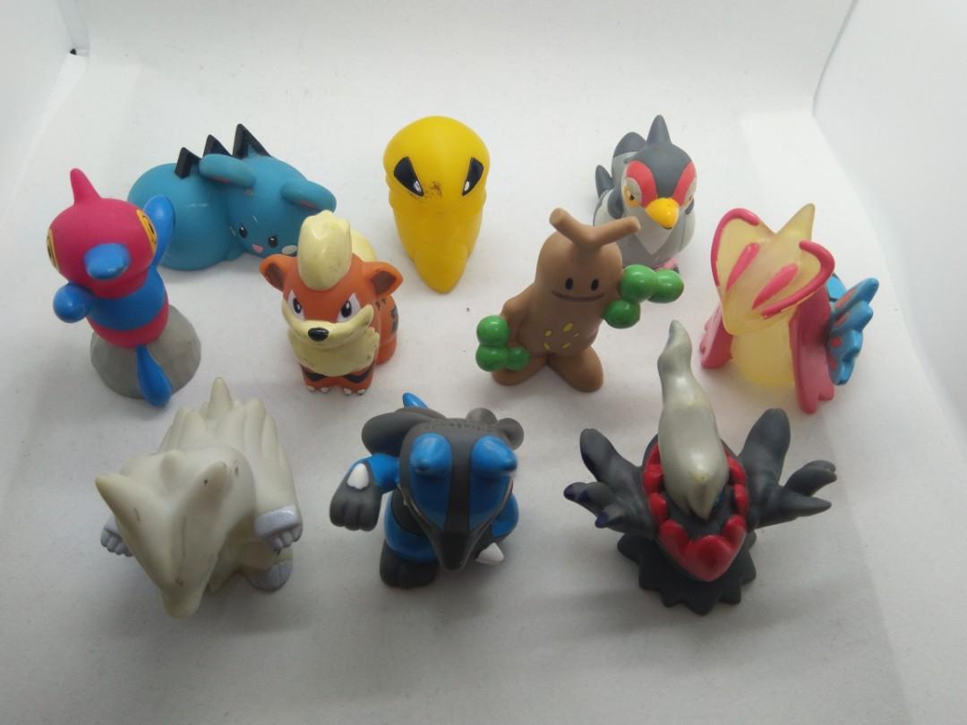 Bandai pokemon finger sales puppets