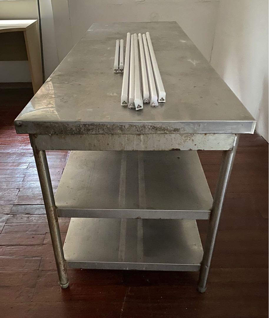 RUSH SALE !! Set Stainless steel table and sink with grease trap