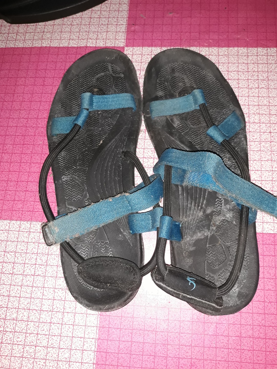sandugo hiking sandals