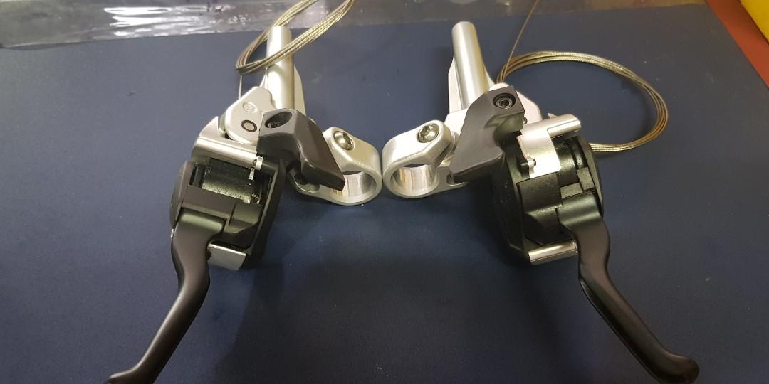 Shimano Deore xt shifter brake lever combo retro Sports Equipment