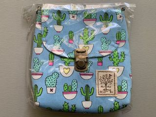 (Category: ) located in . Submitted by mooshopper (Listing ID 1045632345, Image 1). Description: .
