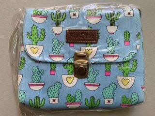 (Category: ) located in . Submitted by mooshopper (Listing ID 1045633316, Image 1). Description: .
