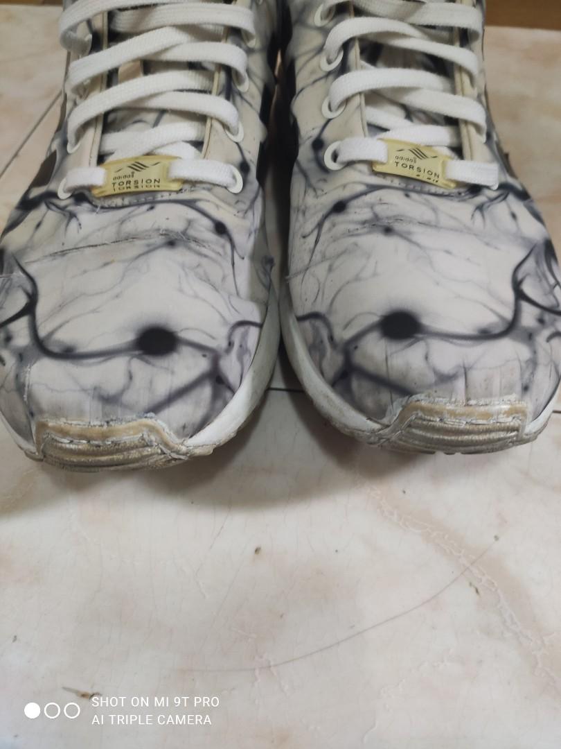 Adidas zx flux neutron white hot sale
