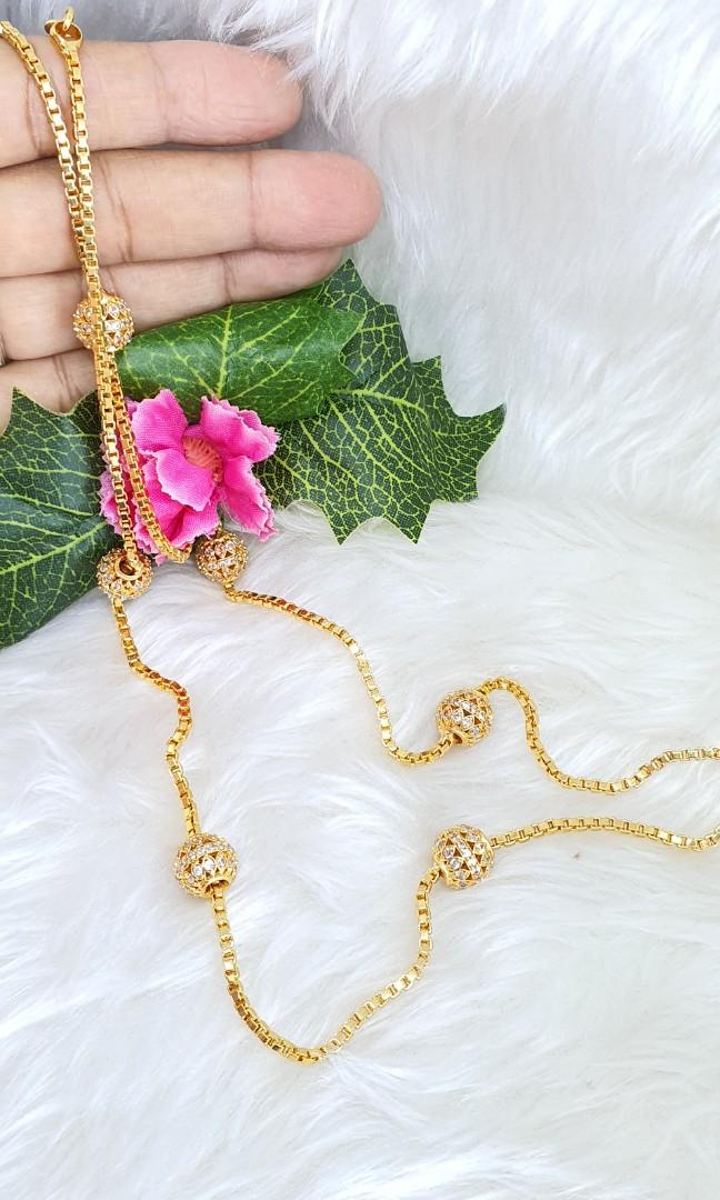 Gold chain top with diamond balls