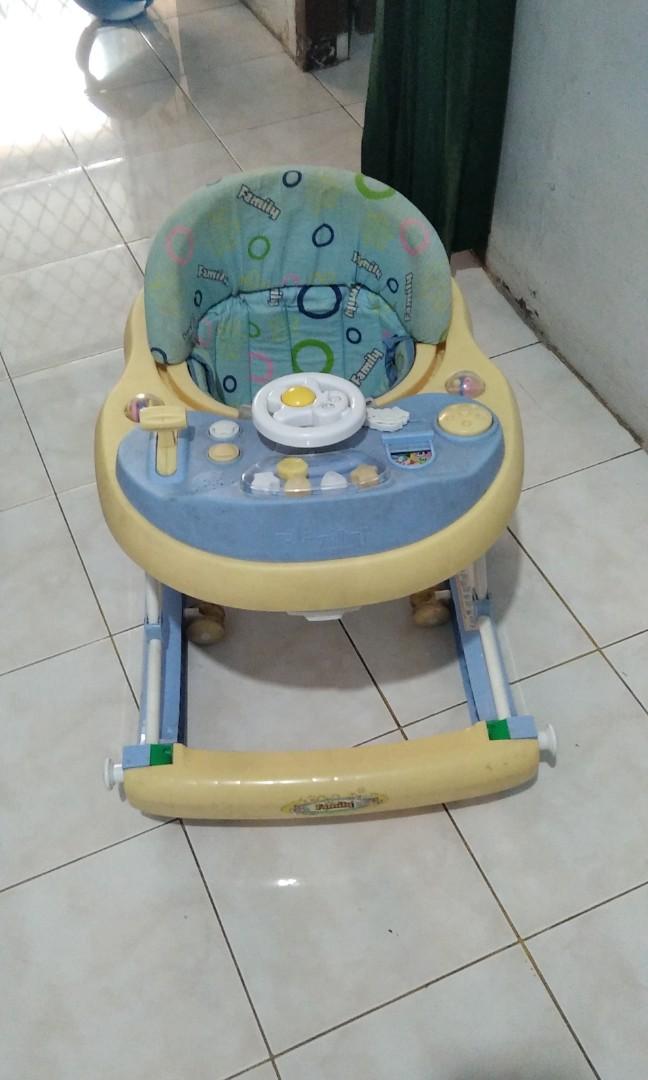 baby walker family music Bayi Anak Mainan Baby Walker di