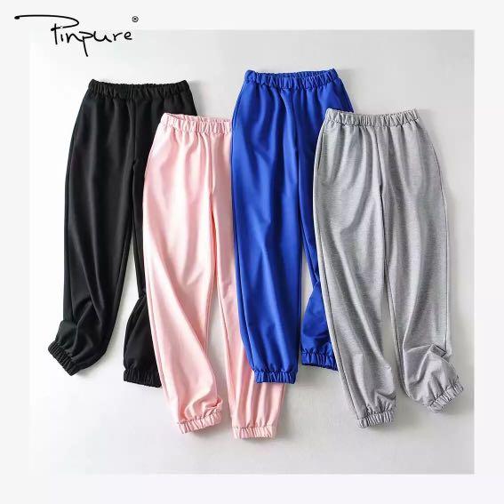 loose leg sweatpants