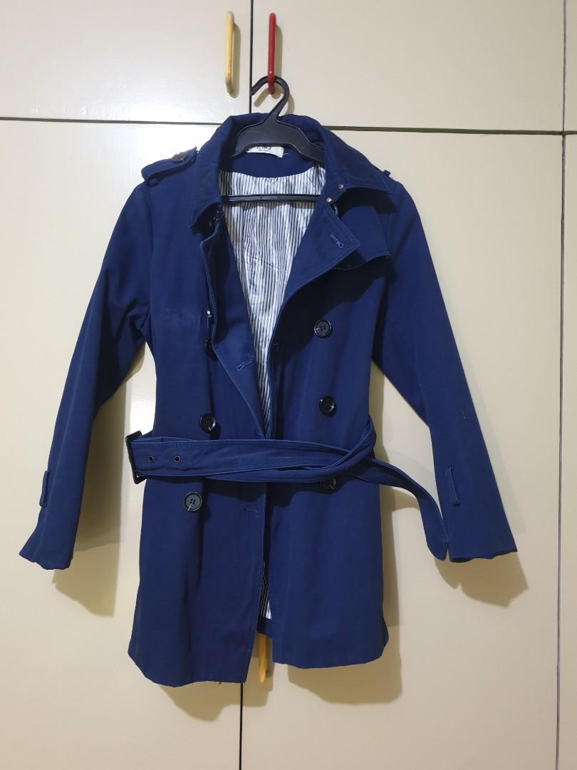 navy blue women's coat with hood