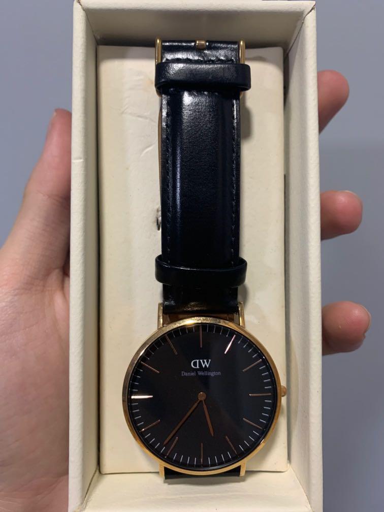 Daniel wellington crocodile discount strap