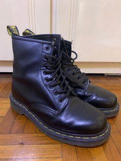 dr martens black rose