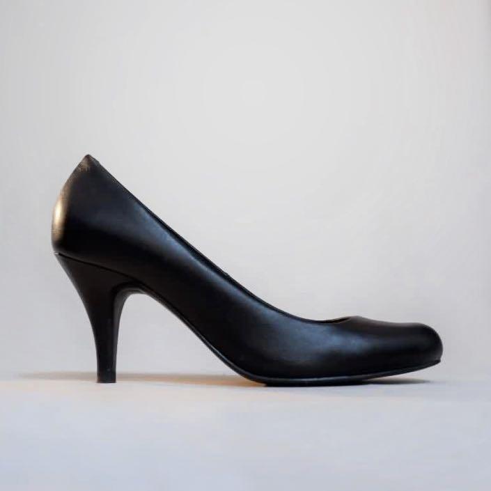 F&f sensitive hotsell sole shoes