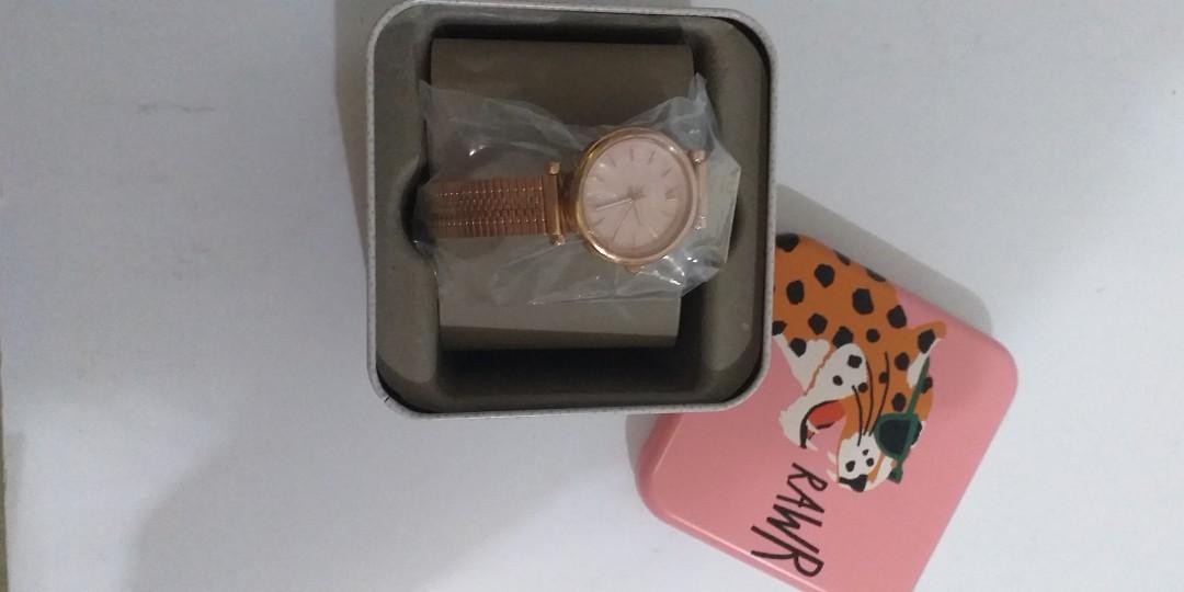 Fossil rawr sales watch