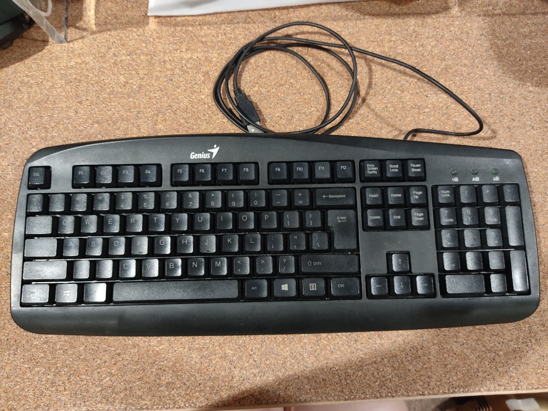 Genius KB110 USB Keyboard, Computers & Tech, Parts & Accessories