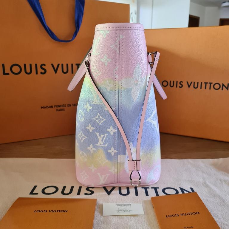 Louis Vuitton LV M45270 Escale Neverfull MM Pastel, Women's Fashion, Bags &  Wallets, Tote Bags on Carousell