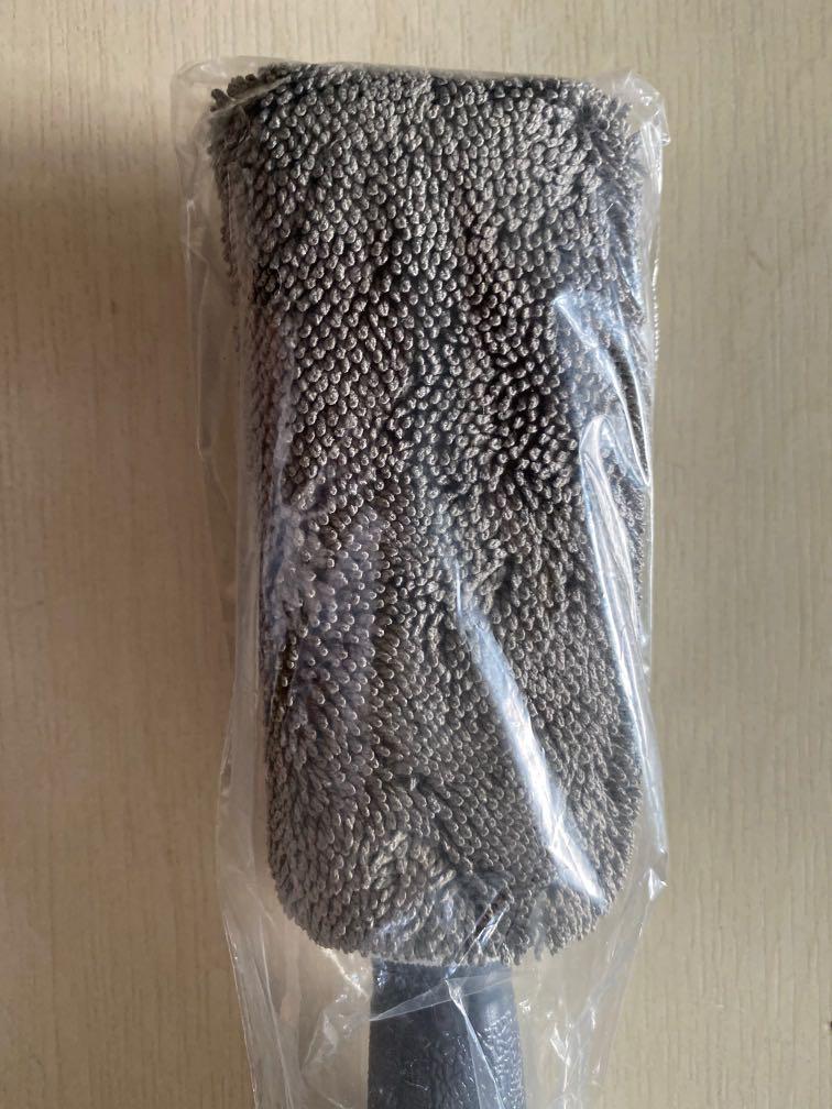 Micro fibre wheels Rim wash tool (Category: Accessories) located in Singapore. Submitted by honoris (Listing ID 1045793523, Image 2). Description: Perfect fir car lovers to protect rims from scratches during car wash..