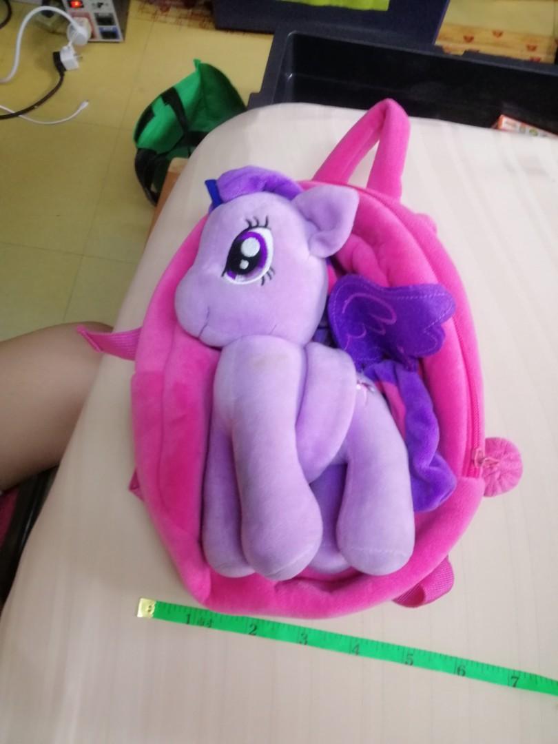 MLP Pink backpack (Category: Diaper Bags & Wetbags) located in Quezon City. Submitted by allforsale8 (Listing ID 1045897518, Image 3). Description: My Little Pony Dark Pink 3D Pony design Zipper type Backpack backpack size 8 x 7 x 1 inches Please allow 1/2 inch adjustment color may vary through pictures because of lighting PAYMENT thru BDO or GCash SF c/o buyer via Grab/Lalamove gogo express/J&T express.