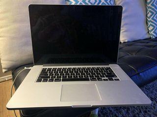 NEAR NEW MacBook Pro 512GB