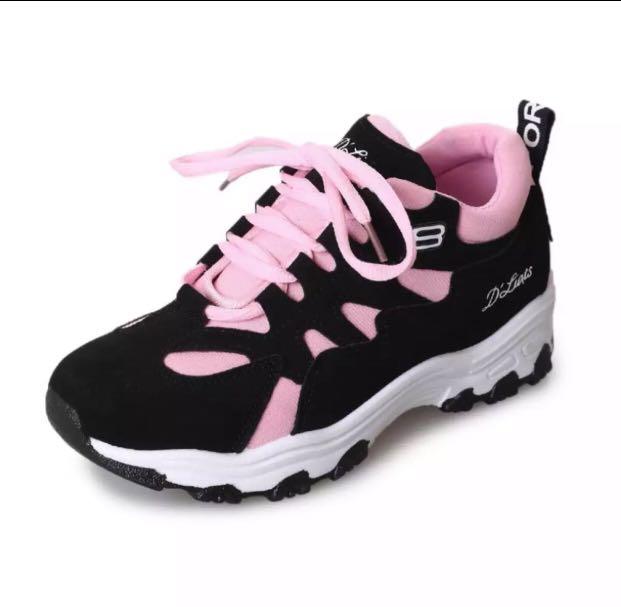 Womens sale sneakers clearance