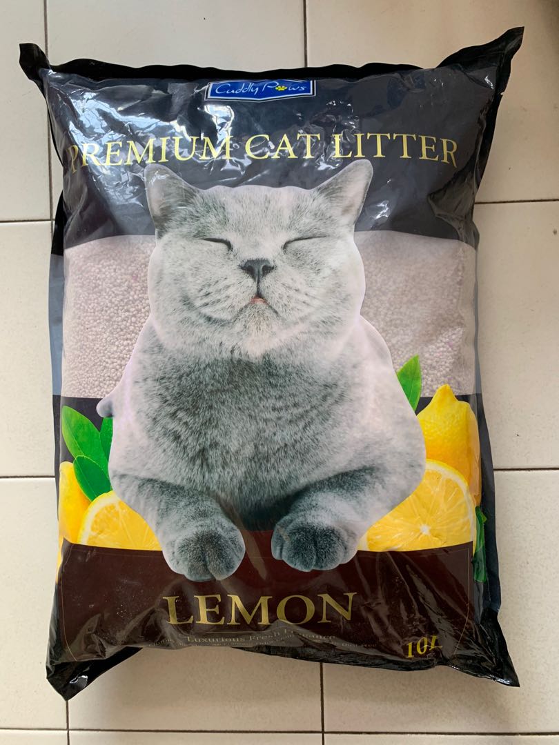 Premium Cat Litter Cuddly Paws, Pet Supplies, Homes & Other Pet Accessories on Carousell