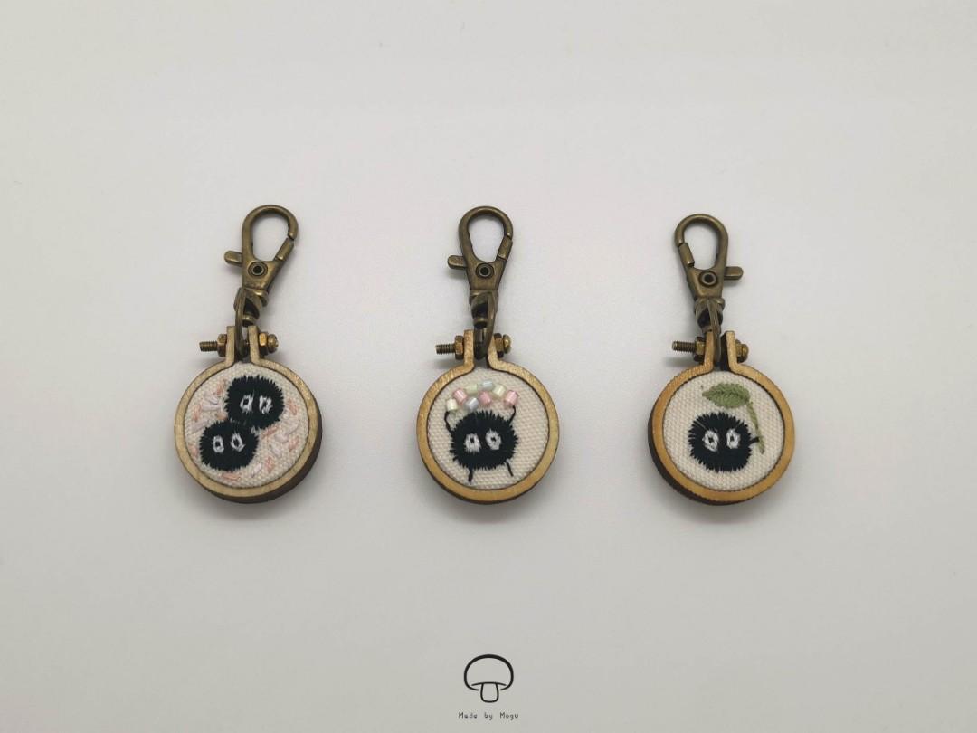 Soot Sprite Glitter Keychain; Resin Keychain; Handmade