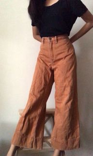 (Category: ) located in . Submitted by plscoptheseclothes (Listing ID 1045808291, Image 1). Description: .