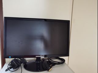 (Category: ) located in . Submitted by cyl1086 (Listing ID 1039309985, Image 1). Description: .