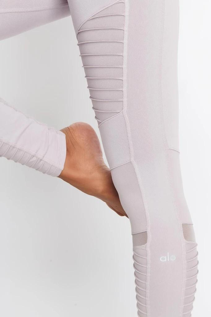 ALO Yoga Moto Leggings in Lavender Cloud Size L, Women's Fashion