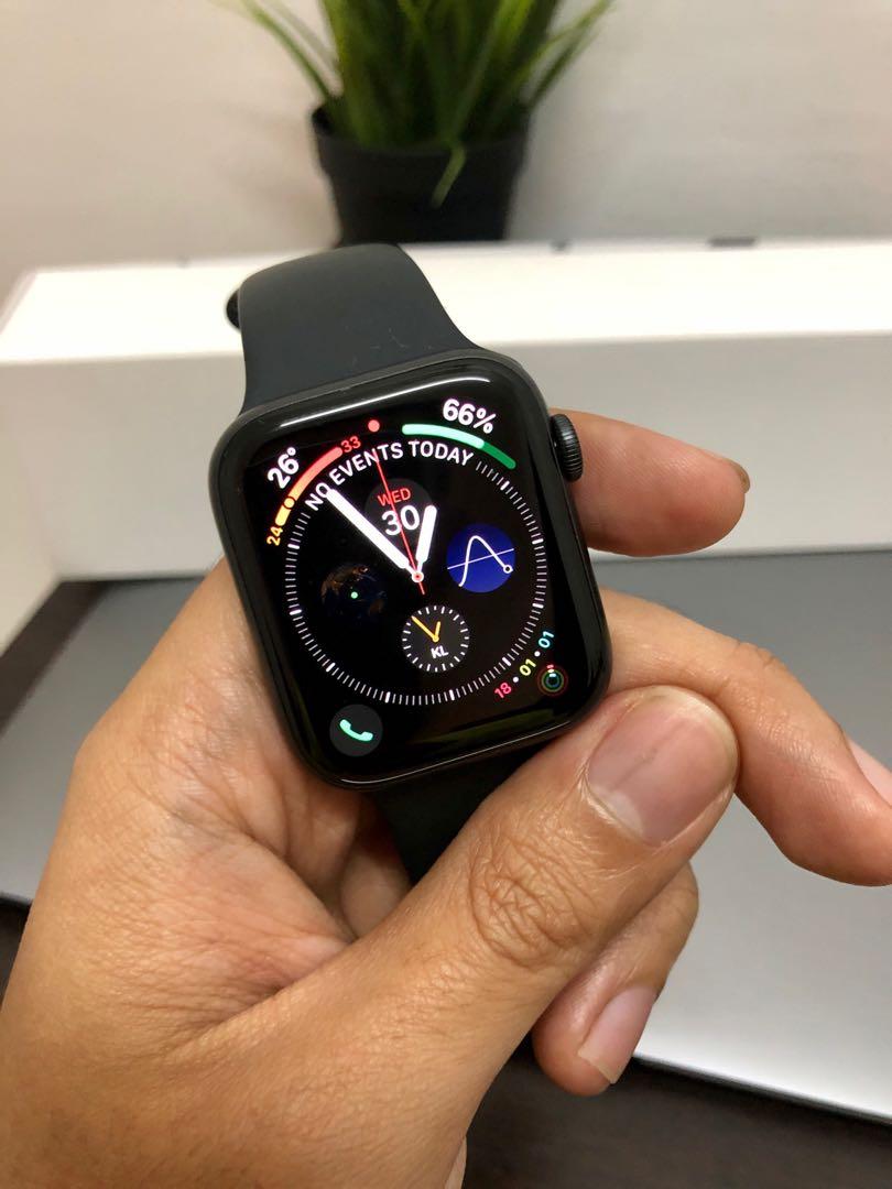 Apple watch series 5 carousell clearance