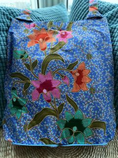 (Category: ) located in . Submitted by peranakanbatik (Listing ID 1039378425, Image 1). Description: .