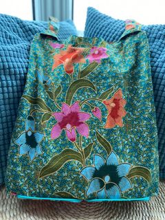 (Category: ) located in . Submitted by peranakanbatik (Listing ID 1039379003, Image 1). Description: .
