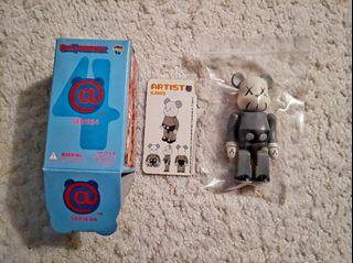 bearbrick kaws 100% 4series 超隱1/192