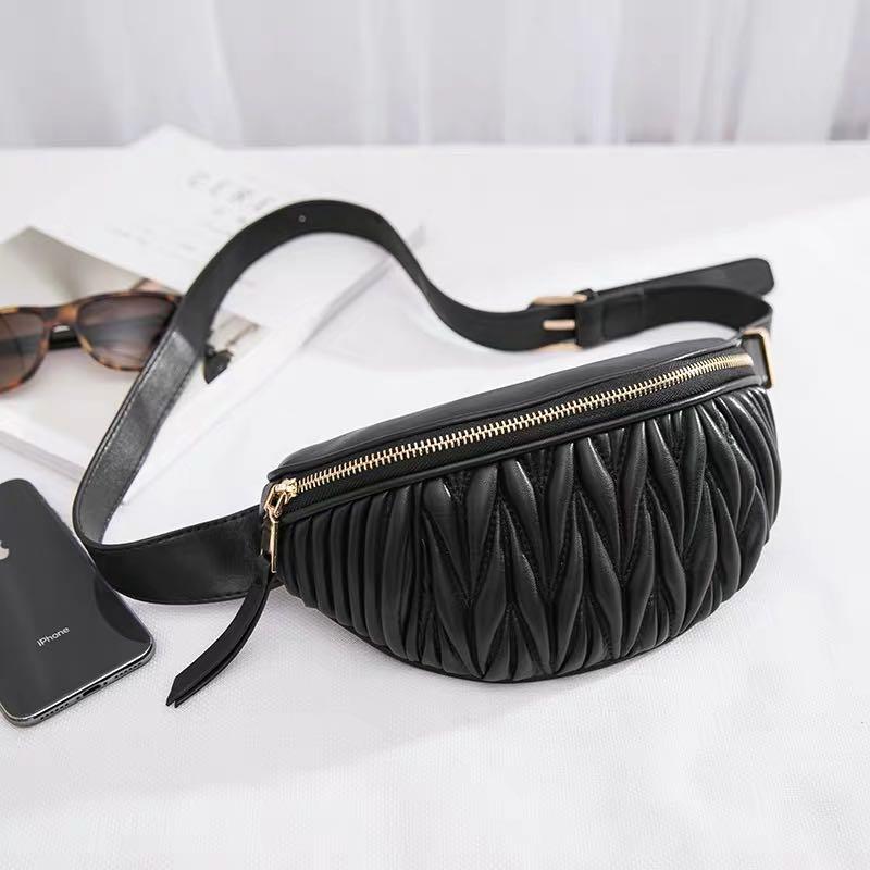 Sling pouch deals bag for ladies