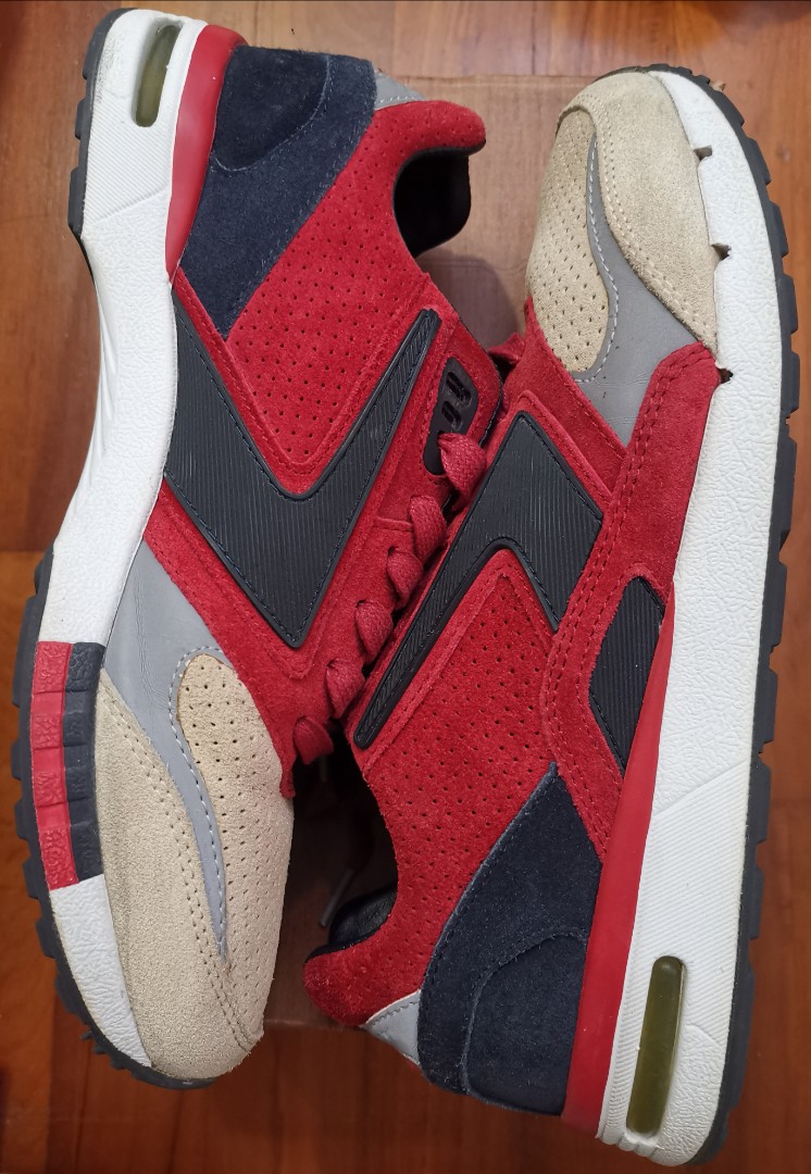Brooks ubiq store