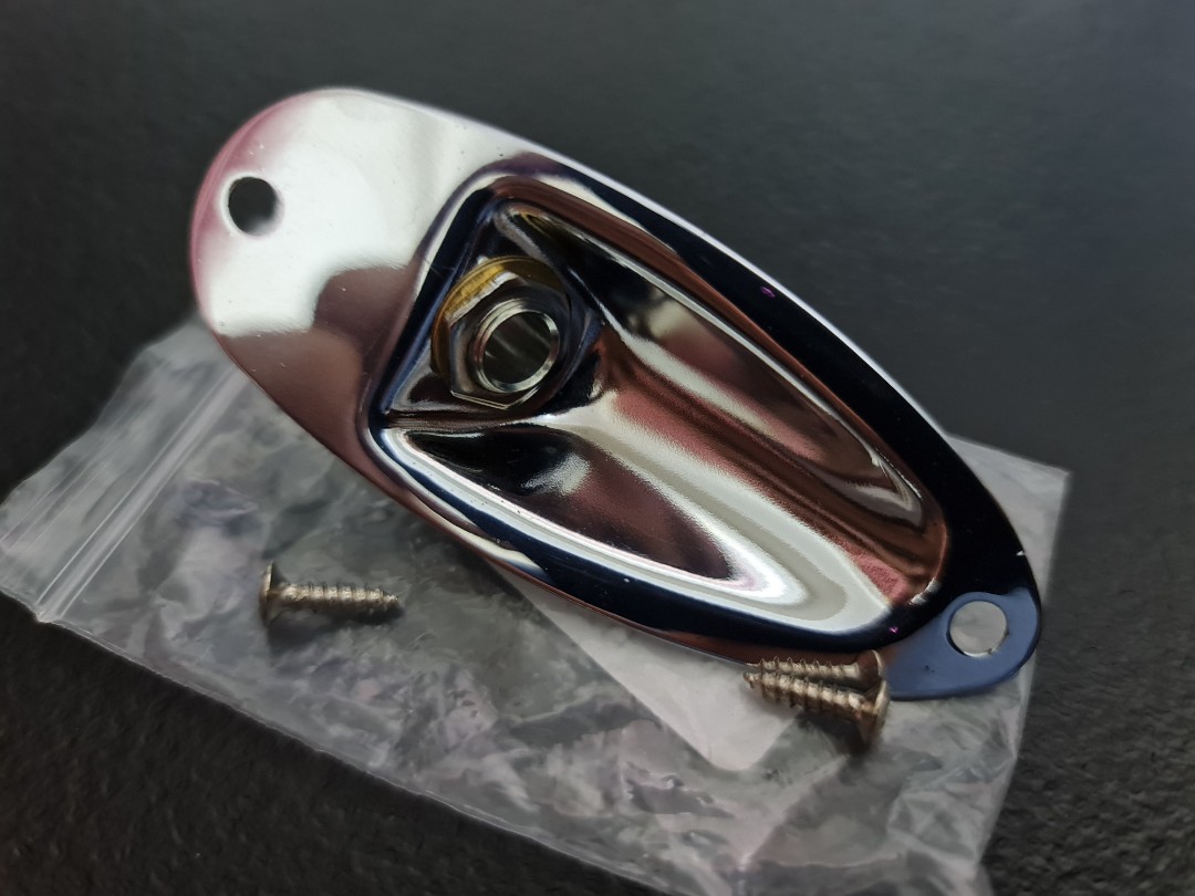 Electric guitar output shop jack