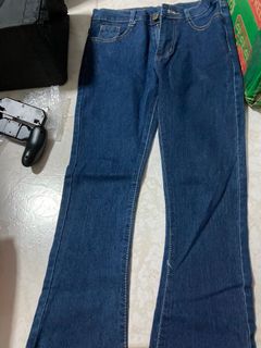 (Category: ) located in . Submitted by ashed (Listing ID 1039363335, Image 1). Description: .