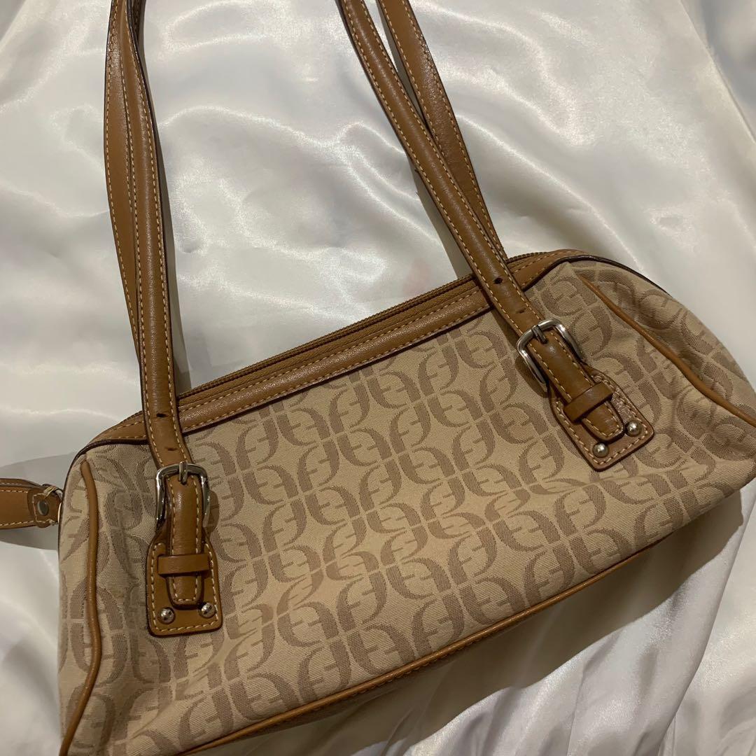 fossil baguette bag