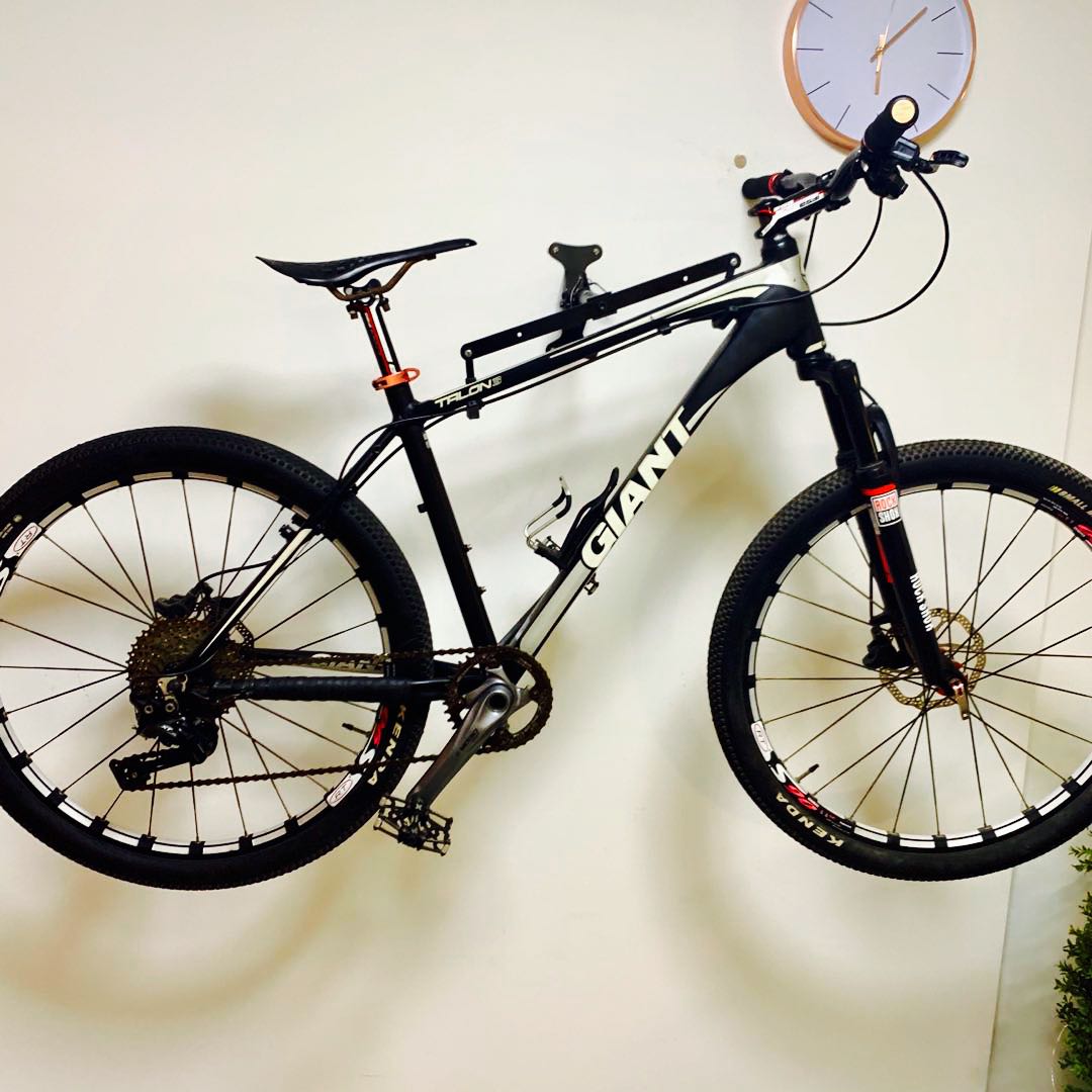 giant talon 2 2011
