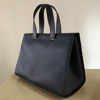 （分類：）位於 。 由 exdlorer 提交（商品編號 1039347192，圖片 1）。簡介： 。