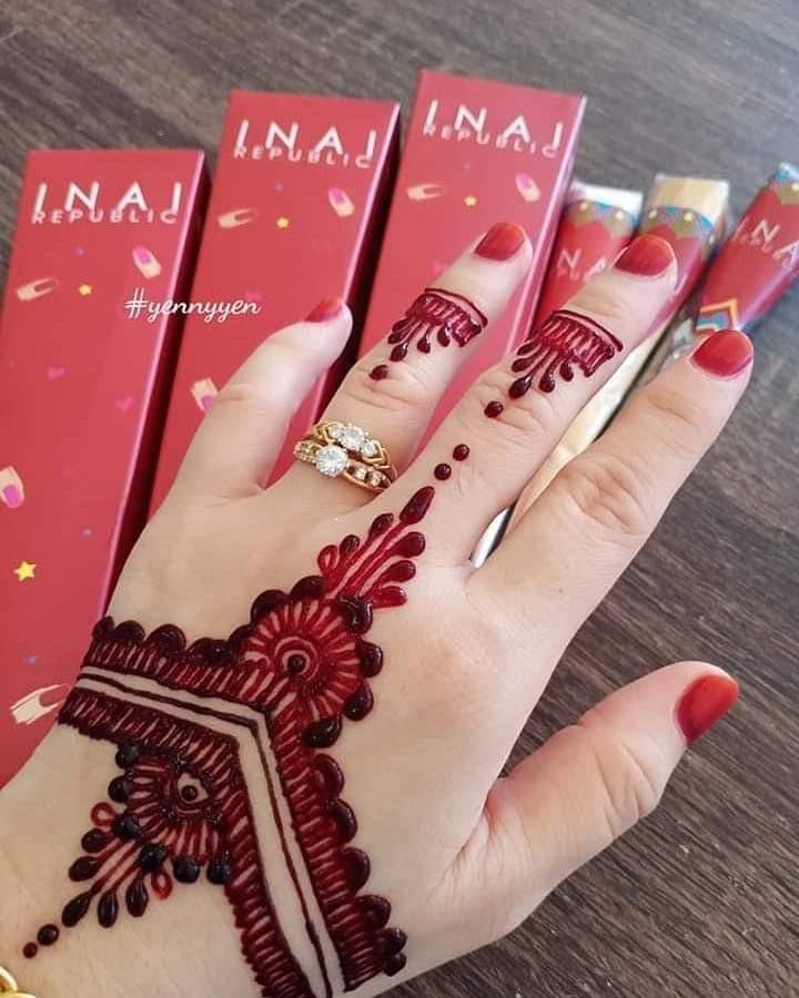 Lukisan Inai Tangan Simple