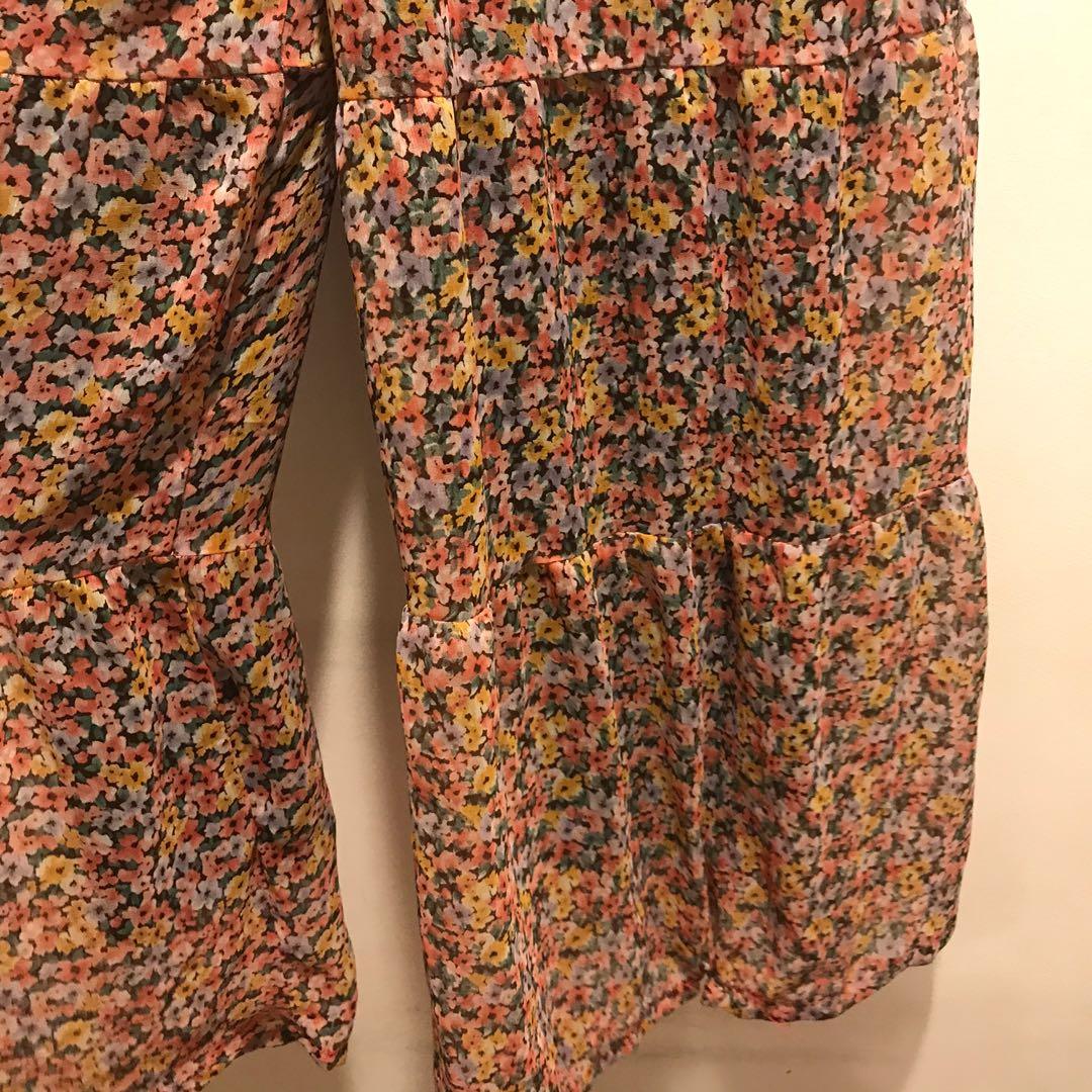 Japanese-style wide legs ☻ (Category: Traditional & Ethnic wear) located in Las Pinas. Submitted by bbgilly (Listing ID 1039314922, Image 2). Description: ☆ Looks like a maxi skirt when worn but are actually pants! ☆ Very soft layered sheer ☆ Floral print in spring colors ☆ Freesize: garterized waist! ☆ Length: 35 in ☆ Payments via GCash or BPI Deposit.