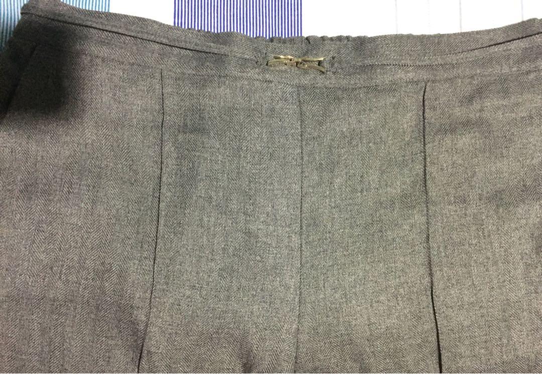 Long slacks for big women. (Category: Traditional & Ethnic wear) located in Manila. Submitted by tesscer (Listing ID 1039395337, Image 2). Description: Greenish-gray color. Size 20, with garterized back waist. Very slightly used. Has an attractive buckle in front. .