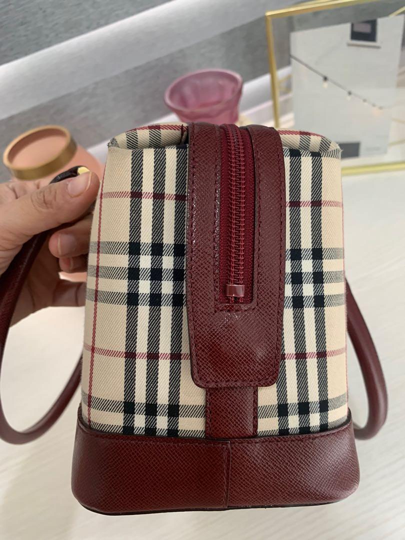 Authentic Vintage Burberry Classic Haymarket Doctors Speedy Bag, Luxury,  Bags & Wallets on Carousell